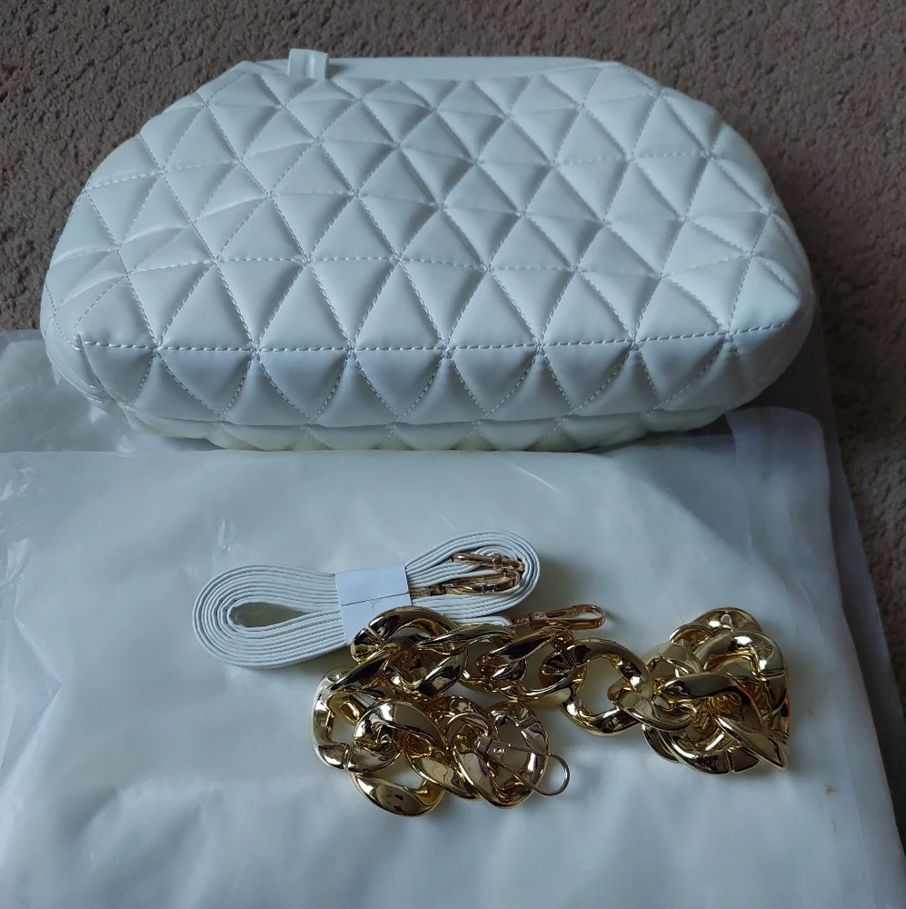 Handbag - Picture 2 of 3